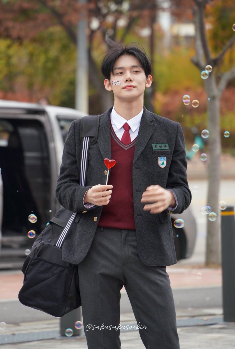 sakusakusoobin's tweet photo. 241116 ♥️🫧
#연준 #YEONJUN https://t.co/yckZqd7nH9