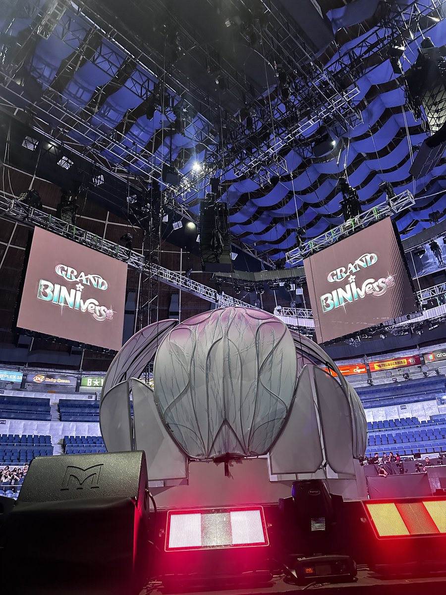hallyupotter's tweet photo. AND WE'RE IN! 

GRAND BINIVERSE DAY 1

#BINISlaysAtAranetaColiseum
#GrandBINIverse @BINI_ph https://t.co/XX9C4ALGX0