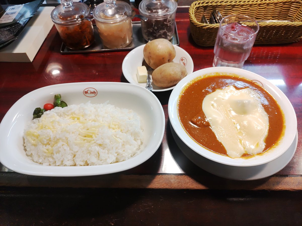 RobinDavid3429's tweet photo. 今日秋みたいで嬉しかった https://t.co/D2SCXQwcOo