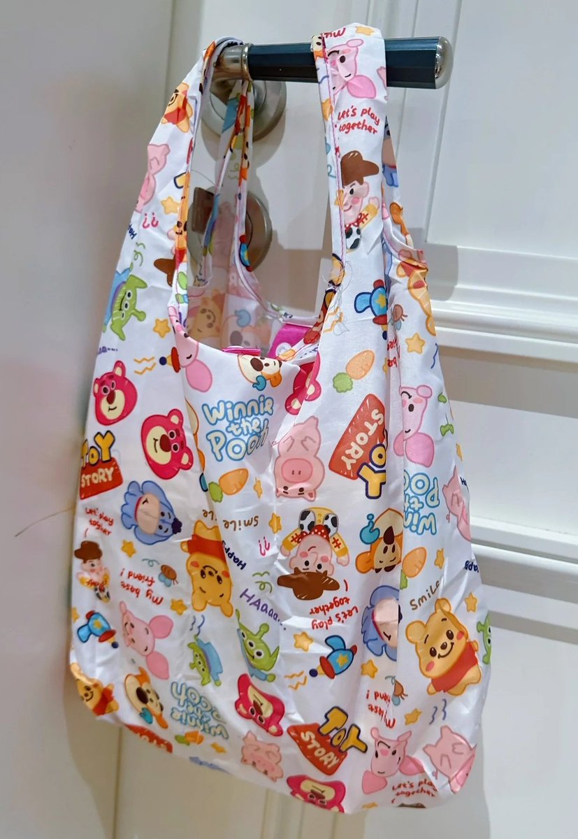 narakimm_'s tweet photo. Buat yg mau nikah.. aku ada rekomendasi souvenir yang bakalan kepake dan nggak bakalan jadi pajangan dirumah✨️💗 https://t.co/Hi7uVQ7nkX