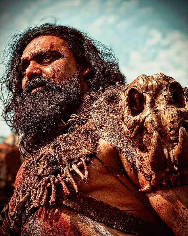 ianiketchouhan's tweet photo. 💫 ANGASAA 💫

#kanguva screening at your nearest theater 
Go and watch now 👍 😎 

Thank you so much @siva_director Sir for this amazing opportunity 🙏💫
PC : @harishuthaman 🙏😊

LIVE. PRAY. HUSTLE.

#kanguvanov14 #suriya #villian #bobbydeol #dishapatani #bollywood #tamilcinema https://t.co/jNWUWFEUZo