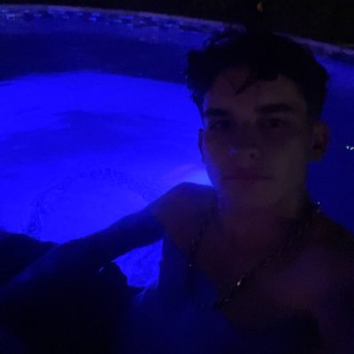tyson84600931's tweet photo. #NewProfiePic 💩 https://t.co/XV9sHvjrHU