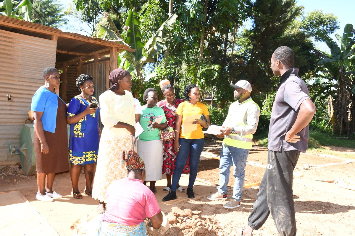 pitahmugai's tweet photo. Participated as a trainer in a 4 days technical training workshop for #artisanal #gold #miners held Kakamega County. Miners were trained on various topics in gold mining. 
Thank you @sme_ttu for organizing. 
Big thanks to @PlanetgoldK @baseresources, for the support. https://t.co/ZDYe86giv5