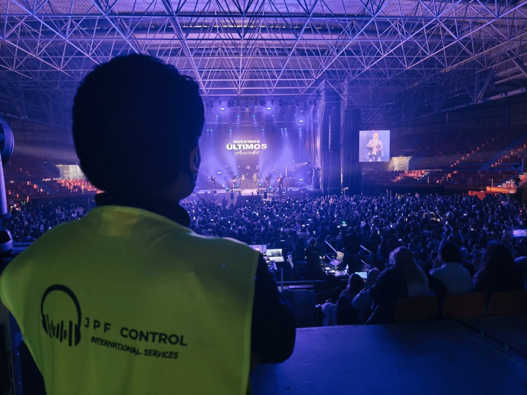 JPFControl's tweet photo. Los que nunca fallamos 
🎧🎧🎧 https://t.co/kpAkfF8mNM