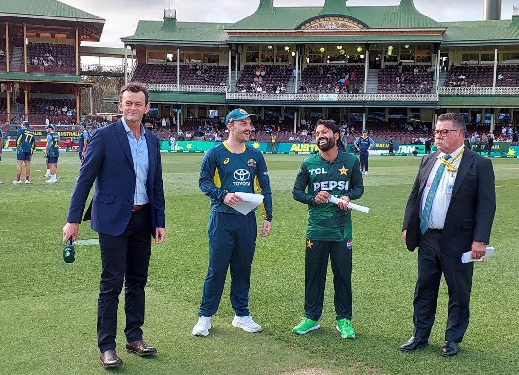 🚨 Update 
Australia won the toss and decided to Bat first against Pakistan in 2nd T20.
#AUSvPAK
