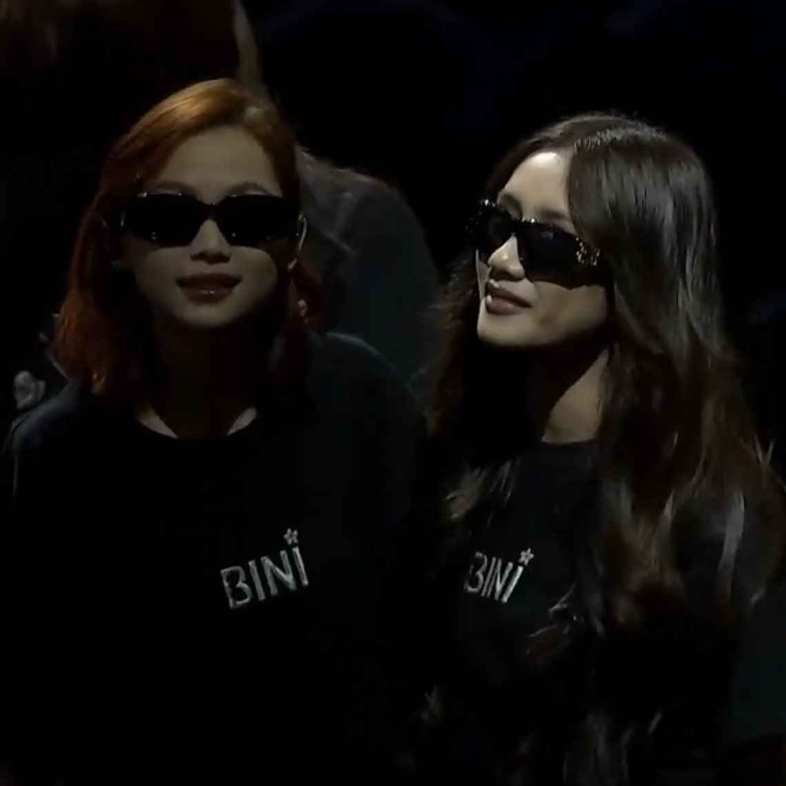 snoopseye's tweet photo. hambebe with shades 😎 https://t.co/uqgXTk6rjn