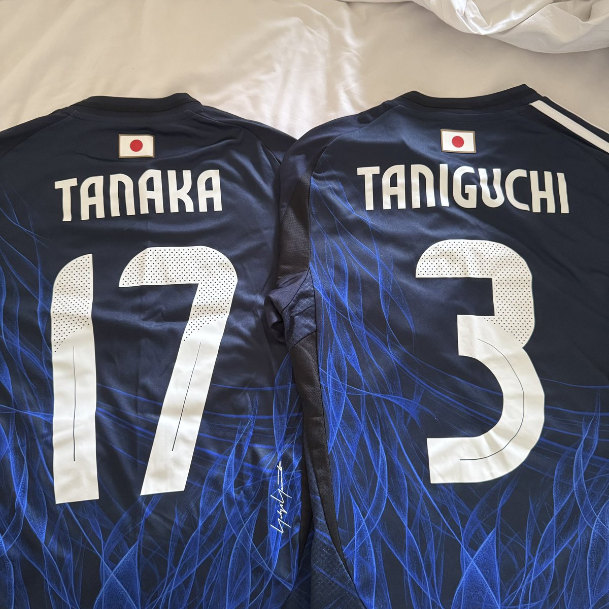 ユ ヅ キ tweet media