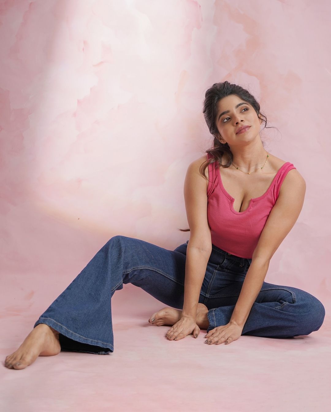 GcfXaxxWEAAYzkO?format=jpg&name=large