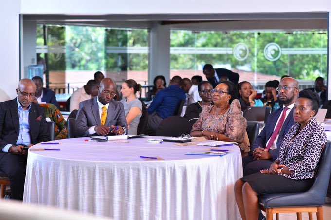 Joellah_Kagina's tweet image. The Consumer Protection Portal aims to ensure that firms providing e-commerce services adhere to consumer rights &amp;amp; enhance transparency hence promoting standardization of services. #ConsumerProtectionUG #DigitizeUG