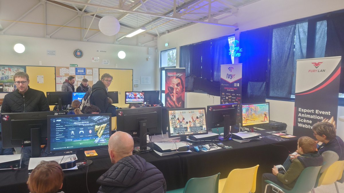 FuryVS_'s tweet photo. 💥 C'est parti pour le #MangaSurLoire de @montlouis_loire 😁
🎮 Zone libre VS/Manga/Sport et tournoi #SparkingZero avec de jolies lots à la clé 👀
🪩 #JustDance avec votre animatrice préférée, Sarah Choco dès 12h !
#furyvs #manga #gaming #esport https://t.co/iPjOtngOLm