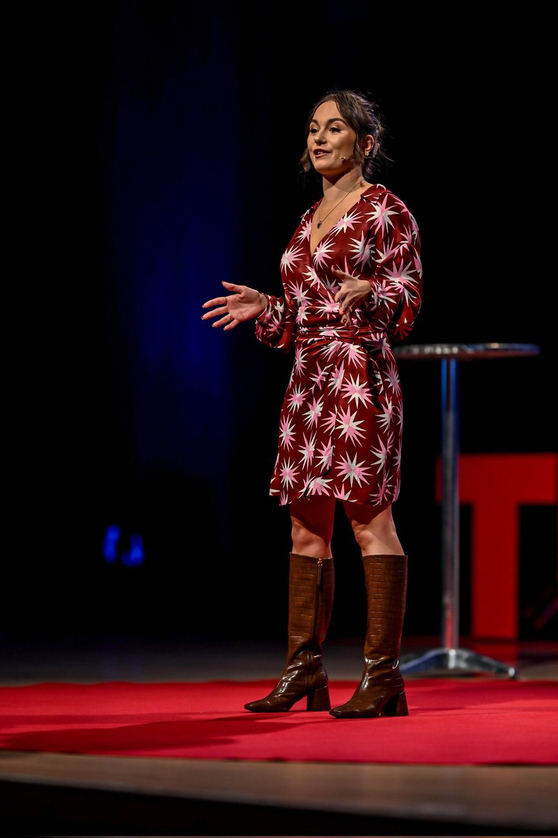 tedxabz's tweet photo. Confessions of a fast fashion addict 🛍️

Chloe Watson takes to the dot to unpicks her former thrill of buying new clothes and how what we wear isn't just about fashion - it’s an extension of our identity.

#TEDxAberdeen #Identity #Ideas #Community #Events #Aberdeen https://t.co/9aTFWAQ4Sl