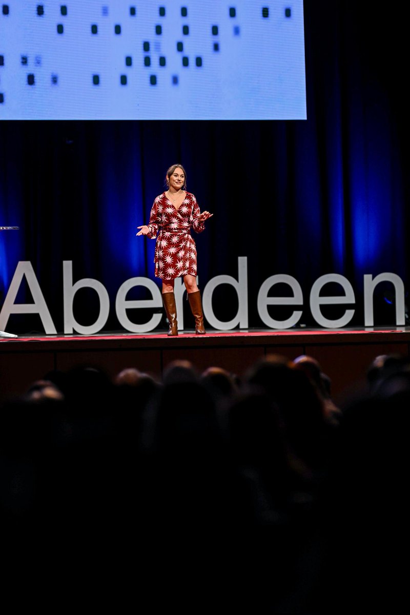 Confessions of a fast fashion addict 🛍️

Chloe Watson takes to the dot to unpicks her former thrill of buying new clothes and how what we wear isn't just about fashion - it’s an extension of our identity.

#TEDxAberdeen #Identity #Ideas #Community #Events #Aberdeen