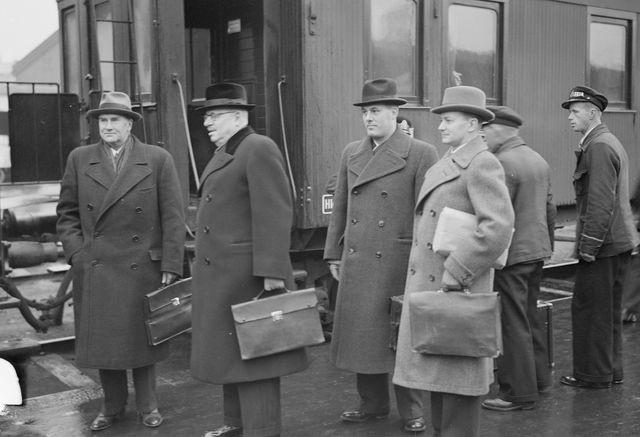 TallbarFIN's tweet photo. 85 years ago, people of Finland lived in an atmosphere of fear

Finland &amp; USSR already held the third round of negotiations. USSR demanded territories from the Karelian Isthmus &amp; the islands of the Gulf of Finland

Finland was not going to accept the unfounded demands of the USSR https://t.co/bLrBgNMiFD
