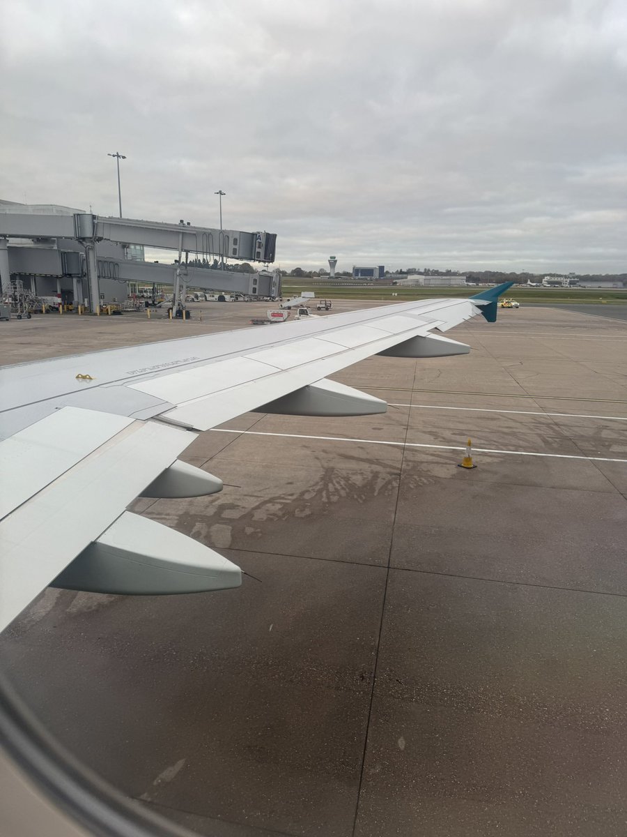 nick_cloudops's tweet photo. Heading to Dublin then Chicago for #MSIgnite!
Will be my first time there
Hope to see everyone there
#Microsoft #Cloud #MVPBuzz #MSEvent #CloudFamily @events_msft @Microsoft https://t.co/p5BnNqGfIn