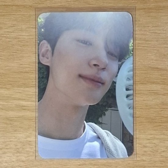 hello! may naghahanap ba ng byeon wooseok 50k won benefit seoul pc? dm me lang po if inch ><

t. interest check ic wts lfb ph bws lovely runner ryu sunjae photocard poca