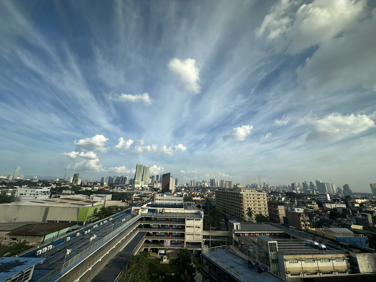 profeusebio's tweet photo. #PepitoPH
Fair weather at Mandaluyong City as of 4:00PM
📍Jose Rizal University https://t.co/hkevjEgY2D