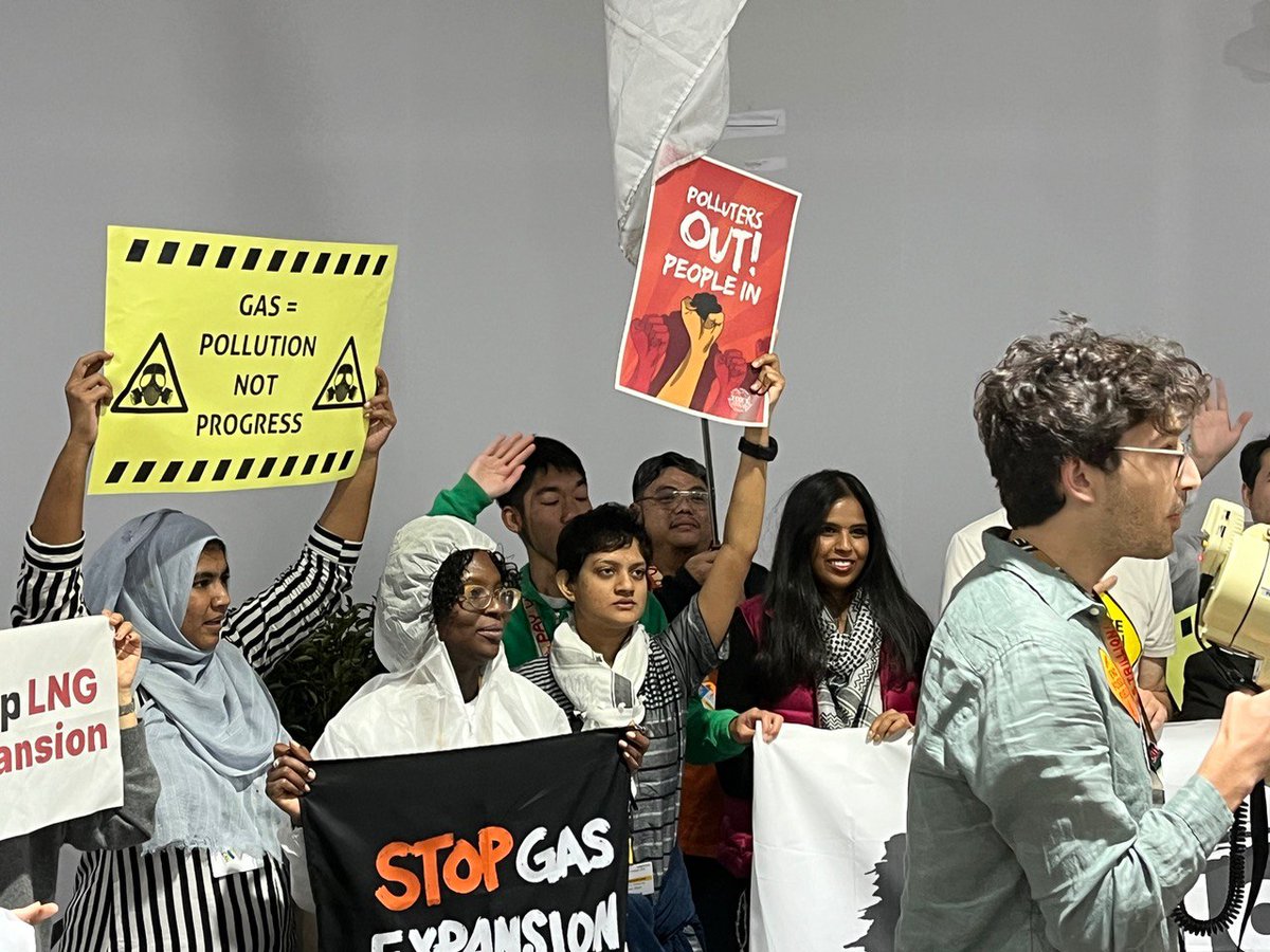 Fariha S Aumi of Brighters leads the charge at COP29! Youth from Bangladesh and around the world are demanding climate justice, loss and damage funding, and a just energy transition. #COP29 #ClimateAction #YouthForClimate