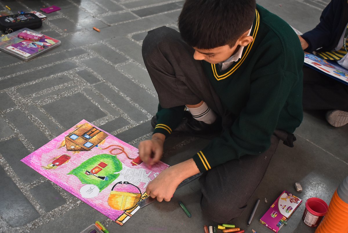 dppschool_se's tweet image. #createawareness #LPGusageandsafety #IOCLandTheHindu #PaintingCompetition #SafetyTalk #DPPS_SE. #ManojGupta  #AbhishekSharma  #JPPandey #PaintingCompetitionOnLPGSafety #NobleInitiative #ShSanjayArora #CPDelhi #Talentandcreativity #atmadesh #Dependra_Pathak #rubymalhotra
