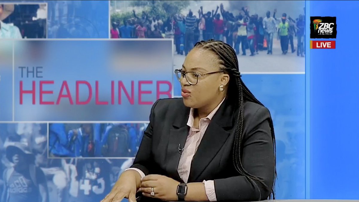 LucyKuziva's tweet image. #WhileAtWork I had an opportunity to speak about Road Safety issues especially now that we are approaching the festive season where we anticipate high volumes of traffic on Zimbabwe’s road.