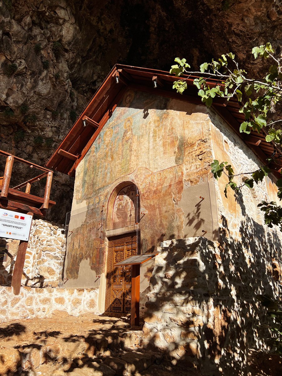 BGonxhja's tweet photo. 🙏Me ftesën për të vizituar ⛪️ Kishën e Shën Marisë 📍në ishullin magjik të Maligradit, një ndër ⛪️ kishat më të veçanta, vlerë e çmuar e trashëgimisë kulturore të vendit tonë, ju urojmë fundjavë të bukur! https://t.co/rRtaR8B8sf