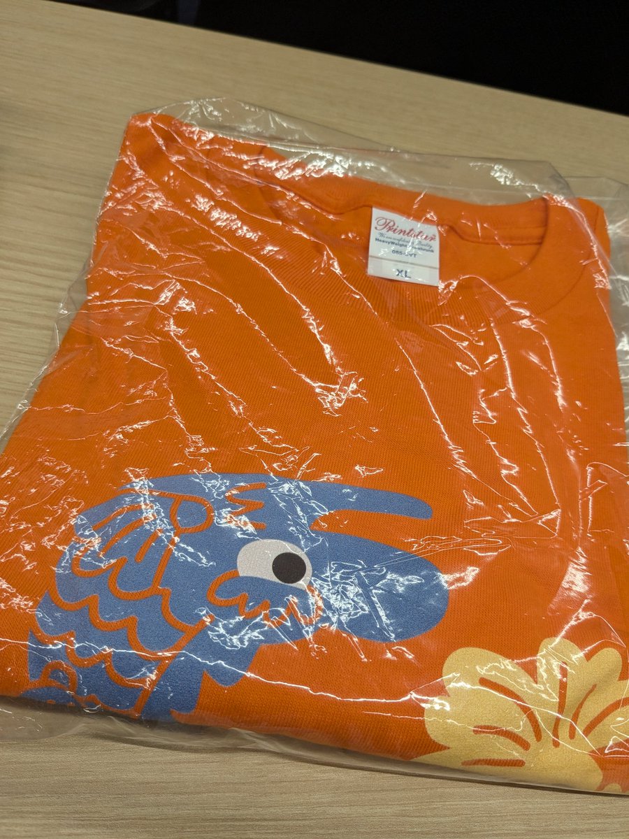 attakei's tweet image. #pycontokai 抽選会でTシャツゲット。