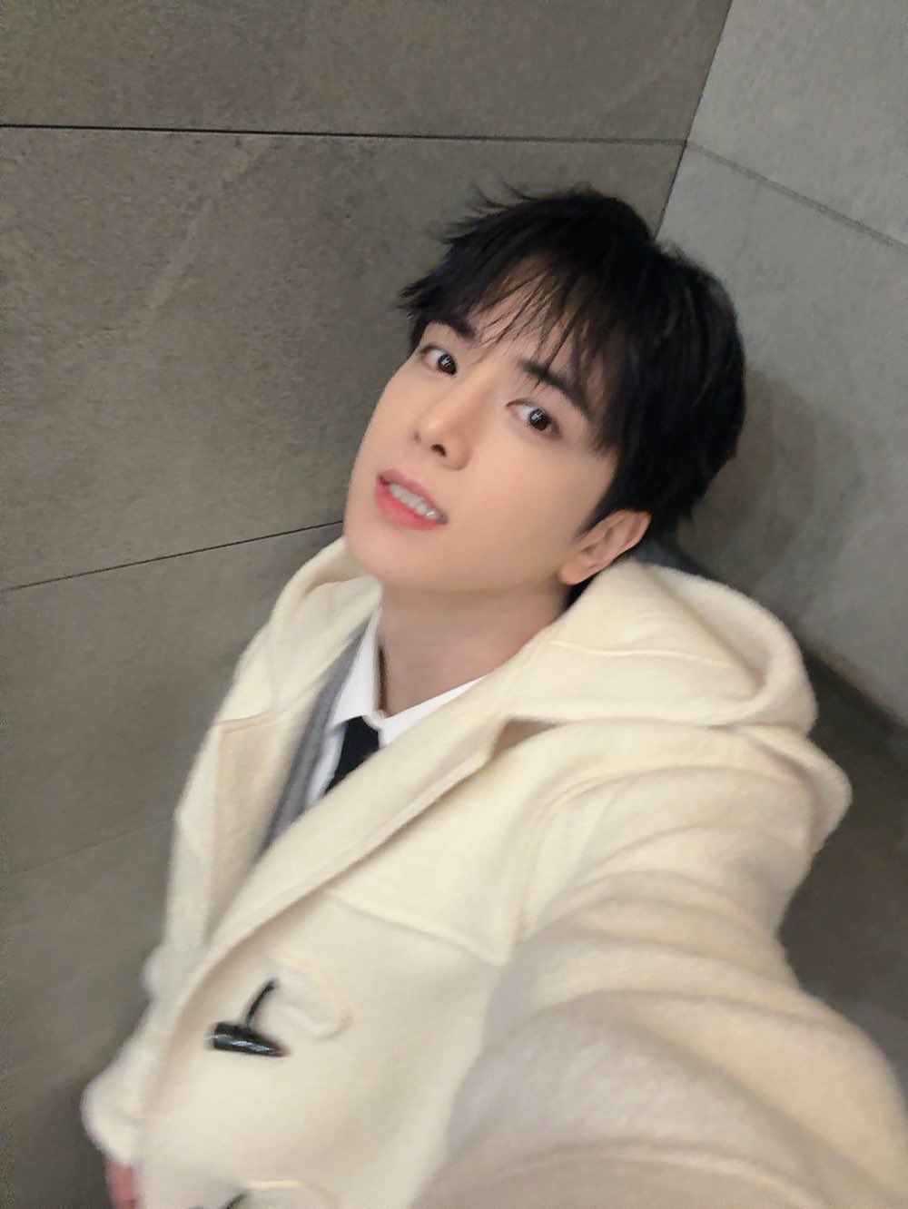 [THE BOYZ ヨンフン 着用] SIGMA - 5 色 + FREE OMAKE 韓国 THE BOYZ ヨンフン ❤︎ ファッション情報 | GVGストア
