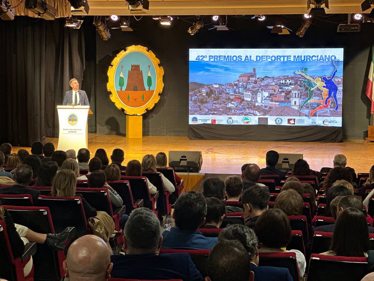 ⭐ Noche de gala en la 42ª edición de los premios al deporte murciano de AD Cehegín Atlético 

👏🏻 Homenaje a deportistas,clubes y entidades regionales destacados en la temporada 23/24

🏅 22 premiados,entre ellos <a href="/MA_LopezNicolas/">Miguel Ángel López</a>, <a href="/SoniaRE06/">Sonia06</a>, <a href="/kike_siscar/">Kike Siscar🎾♿️</a> y <a href="/OlguitaLorente/">Olga Lorente</a> <a href="/UCAM/">UCAM Universidad</a>