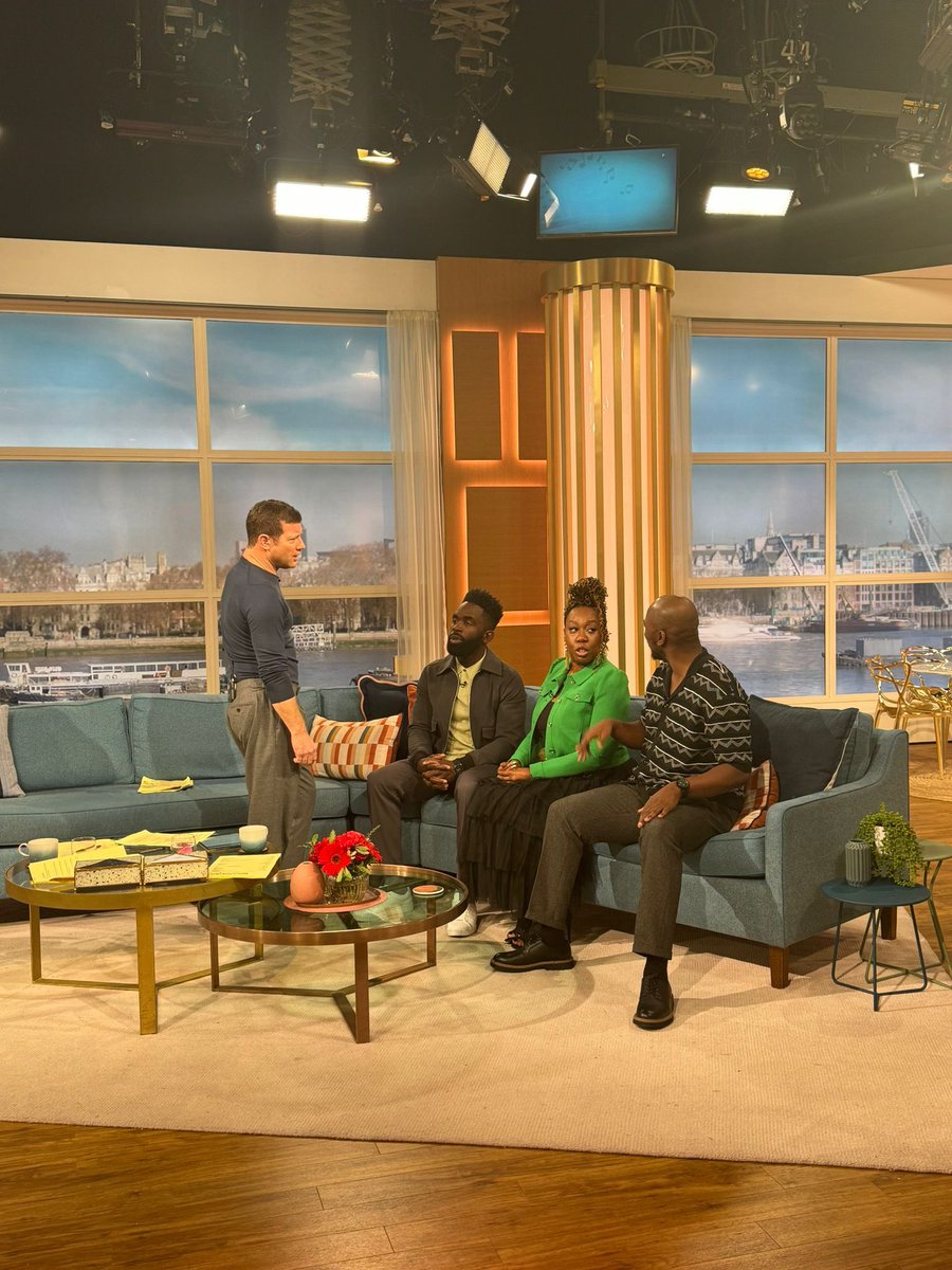 Jimmy Akingbola (Blue Tick) tweet media