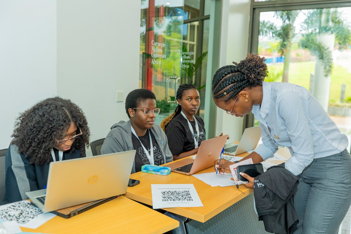 🚀 DevFest Kigali 2024 is in full swing! 🌍💡

It's giiiiiiving #ResponsibleAI y'all!

We’re just getting started, and the energy is electric! 🔥🚀 
#DevFestKigali2024 #DevFest2024 #DevFest2024