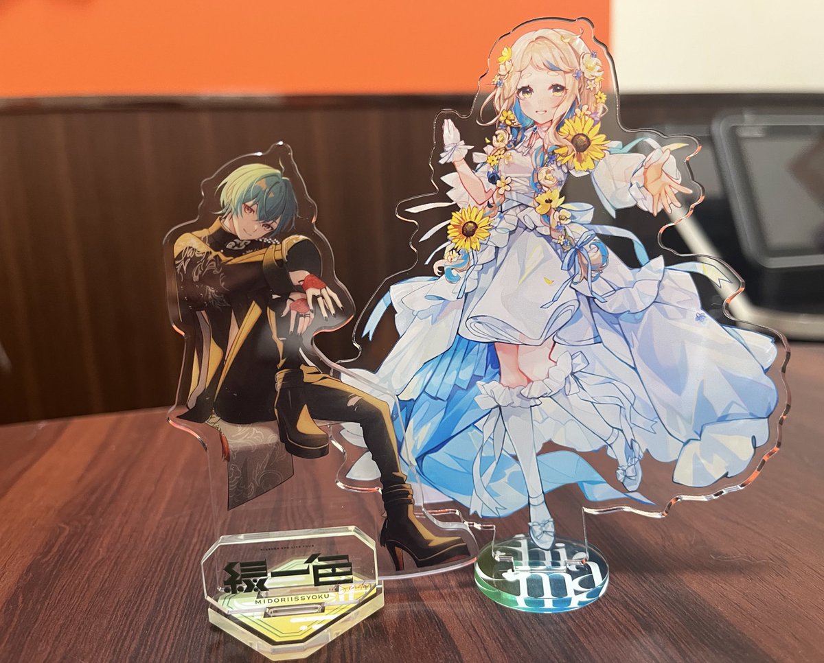wooluuuu's tweet photo. カラオケきたよ！ https://t.co/bSAruAfCNX