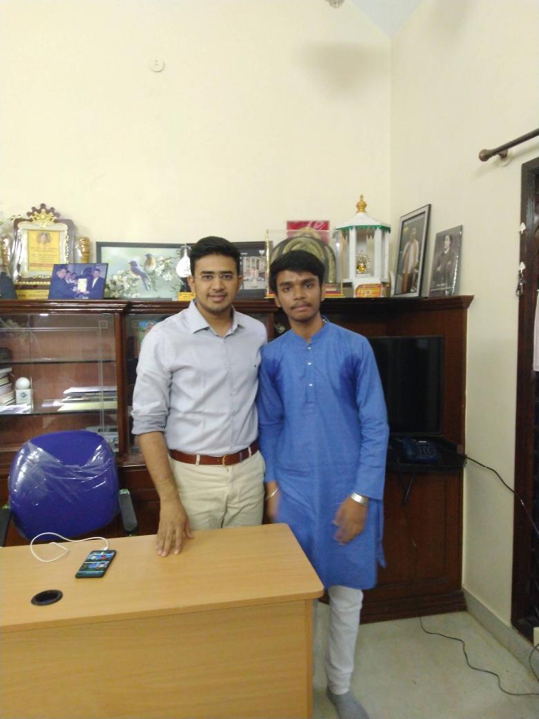 daivik_73's tweet photo. Wishing a very Happy Birthday to our respected MP &amp; National President of BJYM, Shri @Tejasvi_Surya Sir! May you be blessed with great health and a long, successful life. Have an amazing day, Boss! 🎂🎉 #HappyBirthday #TejasviSurya https://t.co/T8s5JbPHpo