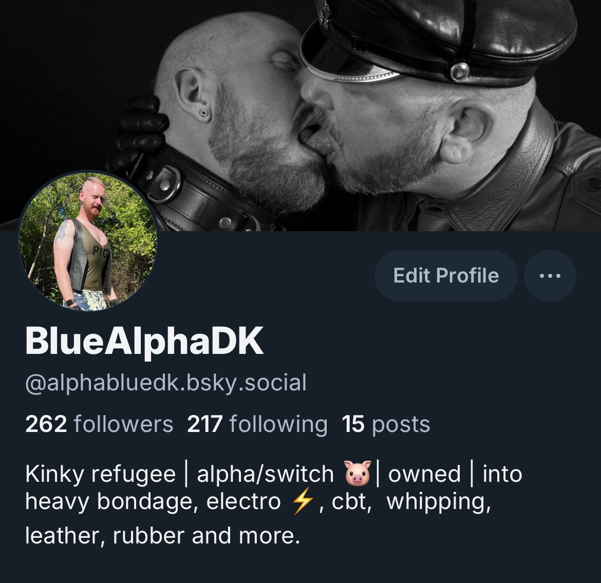SirCharlesboy's tweet photo. Also on the other side 🦋 https://t.co/NKGKaVGiVw