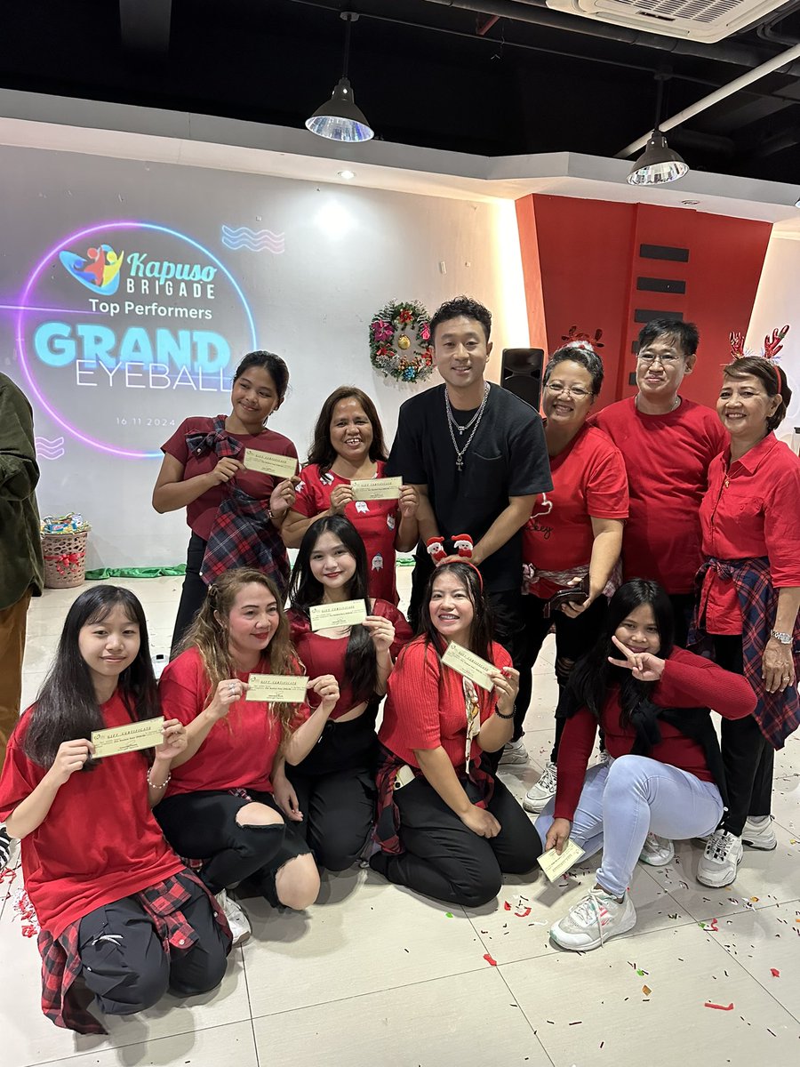 bellemar28's tweet photo. Thank you for your lovely music @samlinmusic 
🥰☺️

 #KBGrandEyeball2024
#SamLinxTJMonteverde 
#SamLinMusic
#KapusoBrigade 
#SamLinMusicTurnThePage https://t.co/oyRbfdMO26