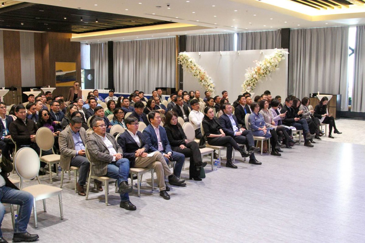 2024 оны аймаг, нийслэл, сум, дүүргийн иргэдийн төлөөлөгчдийн хурлын сонгуулийн үр дүнгийн тайлан, дүгнэлтийн хурлаа хийлээ.

Тус хуралд 21 аймаг, 9 дүүргийн намын хороодын дарга, төлөөлөл болон нэр дэвшигчид нийт 250 төлөөлөл оролцов.

Сонгуулийн үр дүнд нөлөөлсөн гадаад, дотоод