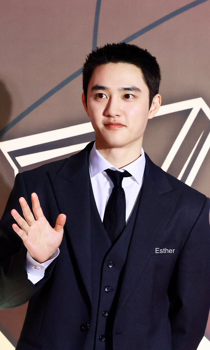 xiusulay_esther's tweet photo. 241116 KGMA #도경수

🐧

#KGMA_오늘저녁_도경수
#DOHKYUNGSOO_KGMAwards
#DOHKYUNGSOO #디오 #D.O. #ドギョンス #都敬秀 https://t.co/z1OxrgK1vw