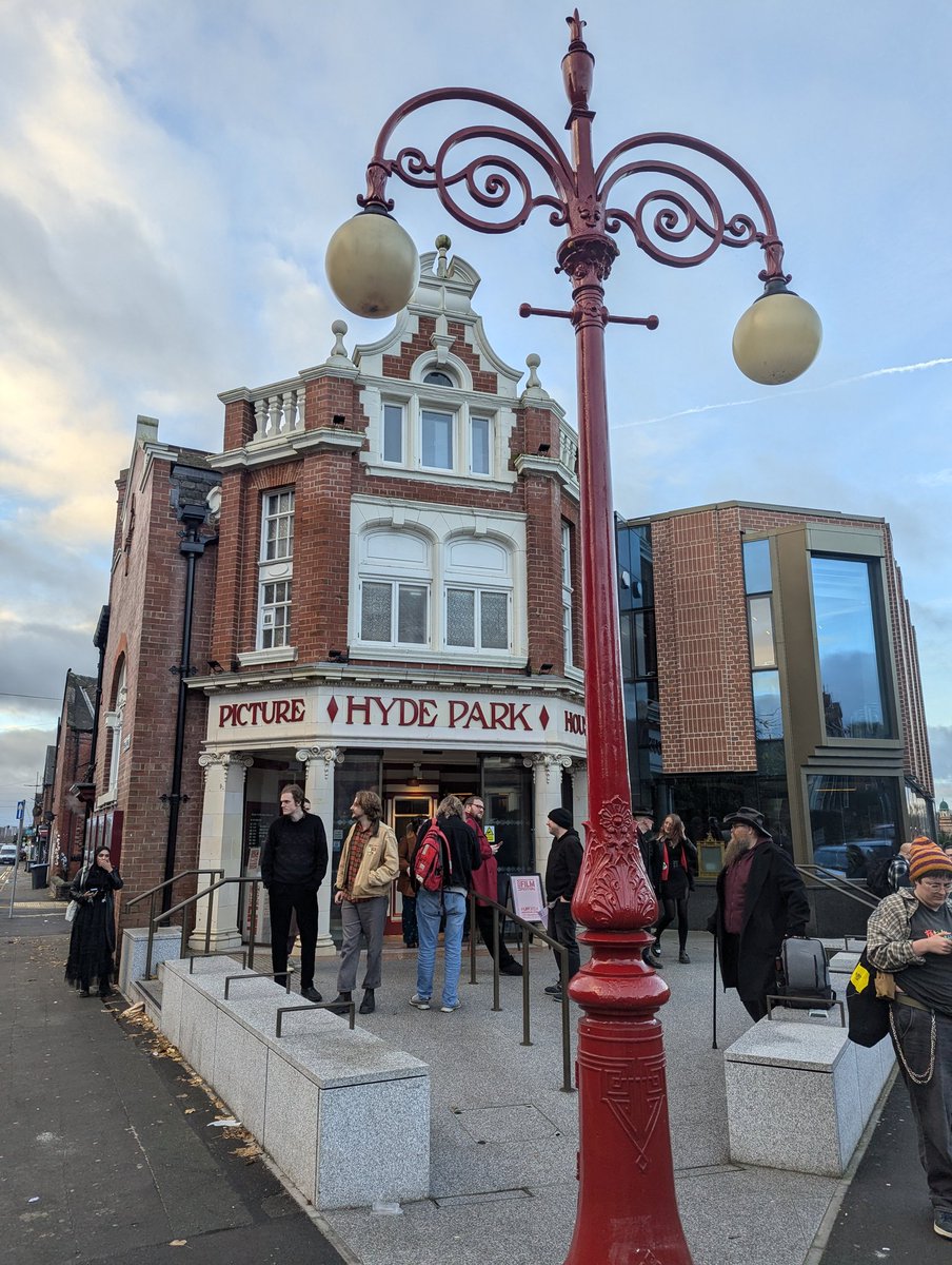 Before and after, <a href="/HydeParkPH/">Hyde Park Picture House</a> at 10.30pm and the morning after at 8.20am: Night of the Dead. Great fun, thanks everyone! 
#LIFF2024 #NotD2024 <a href="/leedsfilmfest/">Leeds International Film Festival - LIFF</a>