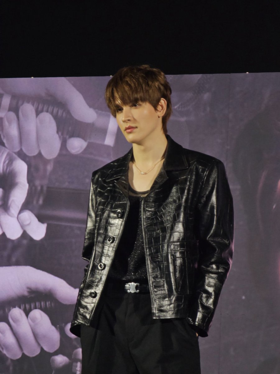 dino11021999's tweet photo. Oppa! @Bank_mondop

#ISBANKY
#WannabeISBANKYbd2024 https://t.co/PK0QgWkbQq