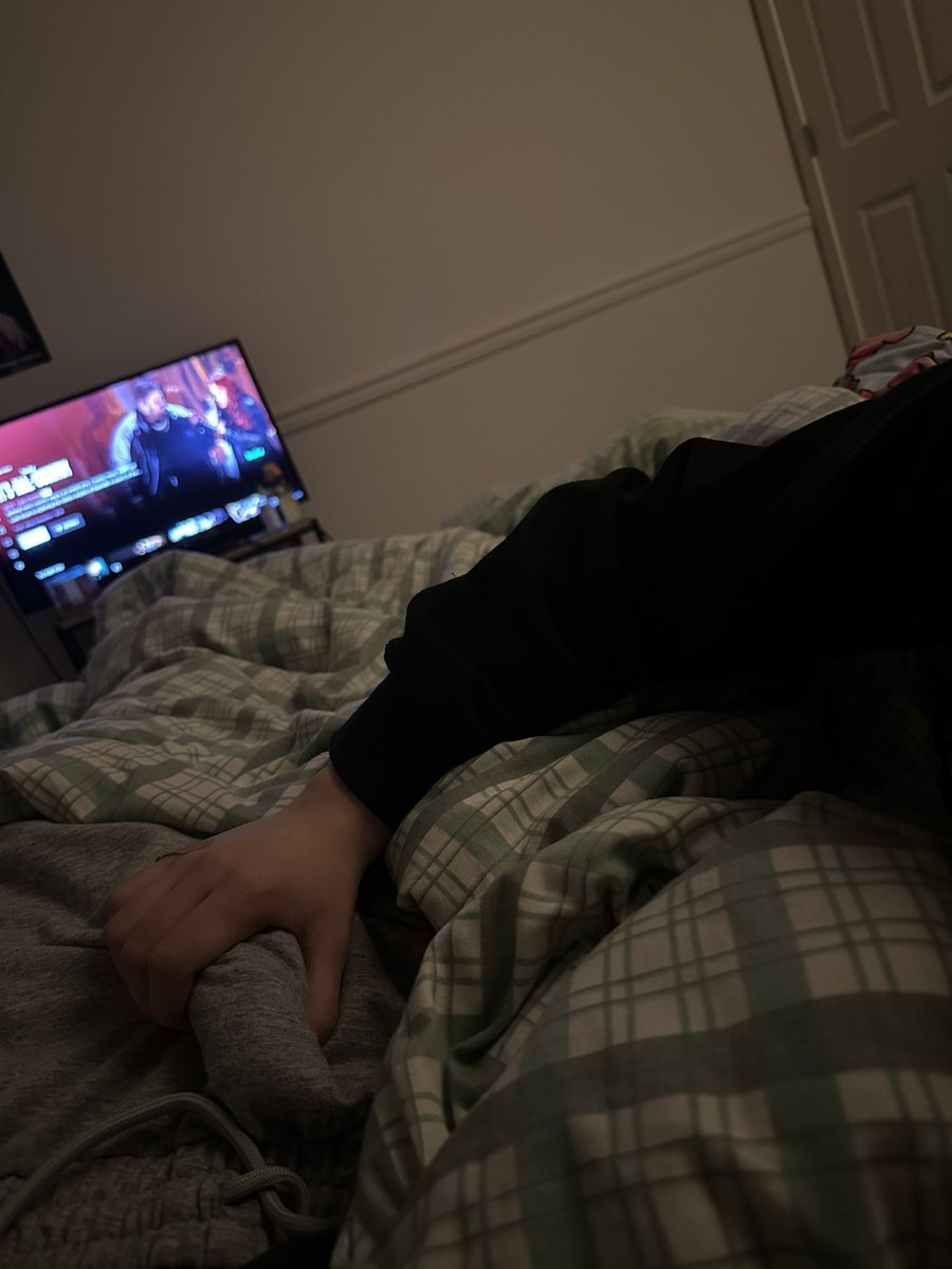 Sirosoyx's tweet photo. Bro couldn’t let go rt for more 🙈 #rt #gay https://t.co/3pfioJDVZb