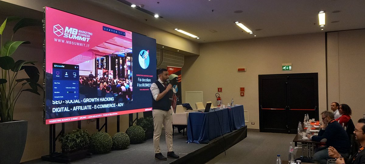 The moderator of the 2nd day of the #mbsummit is the most engaging SEO expert: <a href="/Gae79/">Gaetano Romeo</a>