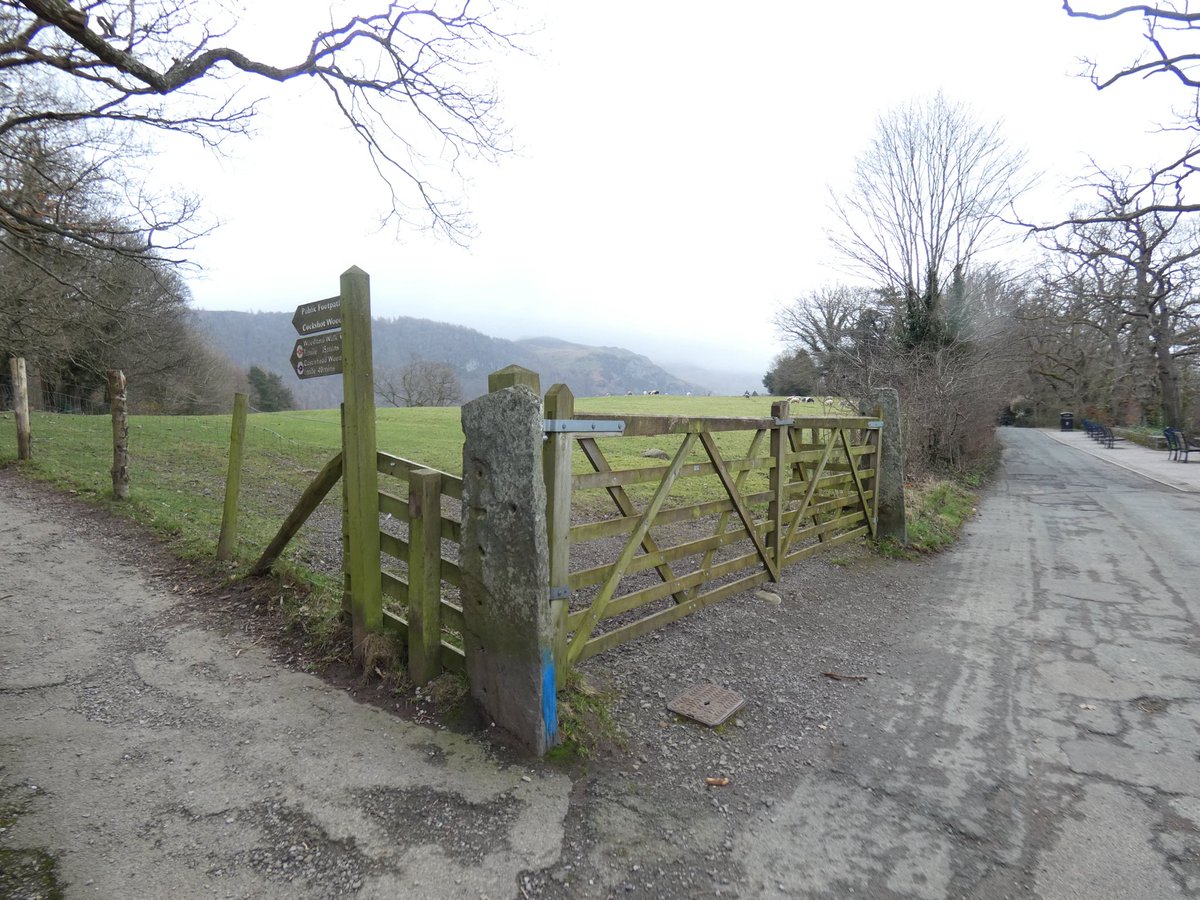 rfj1966's tweet photo. @HikingManchest1 #StoneStoopSaturday like it 👌 https://t.co/wjnCVhAuDI