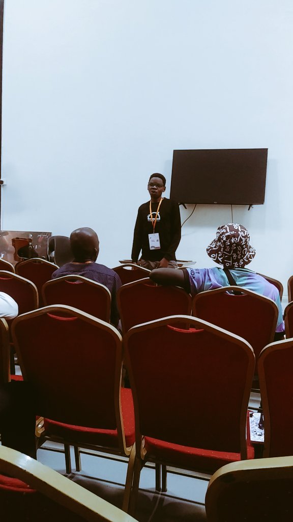 buteramarcel's tweet image. Another wonderfully day with Kotlin #mutebibrian #DroidconUganda