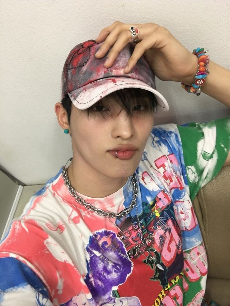 1ffy1ffyb011's tweet photo. ๐๐td* #WINSTONMARKETFAIR 🎪 https://t.co/BAwOaMPBw0