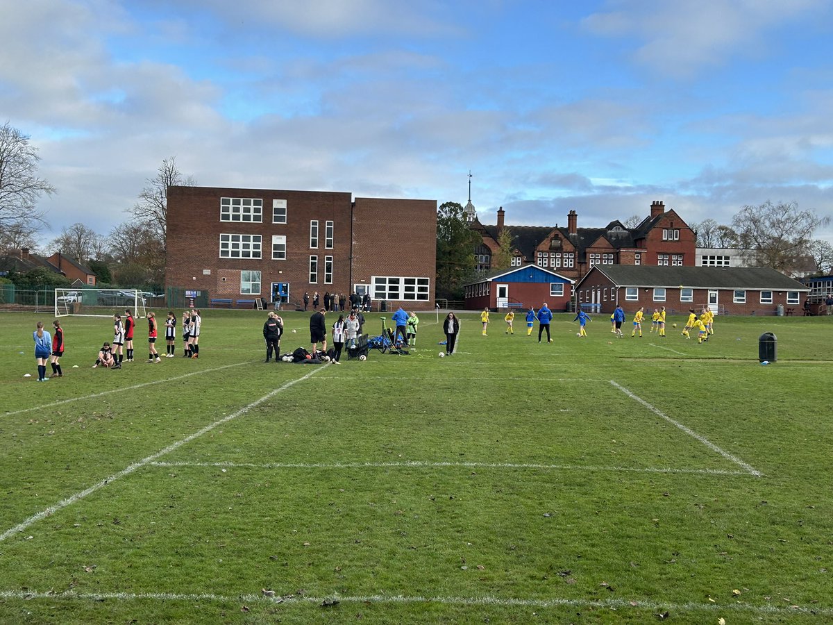 Stone Old Alleynians Girls & Ladies Football Club tweet media