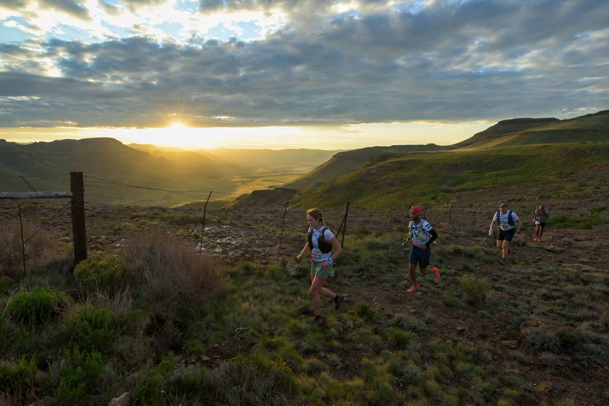 Early morning scenes from the course at the 2024 <a href="/kway_za/">K-Way South Africa</a> SkyRun app.sportraxs.com/en/event/k-way…

#kwayskyrun #skyrun #hellofarun #trailrunning #ultratrail #AuthenticallyAfrican #movescount #gearupgetout #skyrun2024 #ChaseTheAdventure