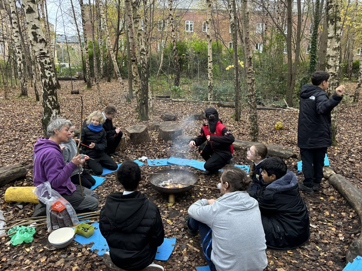 Ms Willams (@willams_ms) on Twitter photo Great end to the week toasting pizza dough bread with S1 and sharing stories around the fire . Thank you
<a href="/childrens_wood/">The Children's Wood</a> 🙏 Great end to the week toasting pizza dough bread with S1 and sharing stories around the fire . Thank you
<a href="/childrens_wood/">The Children's Wood</a> 🙏