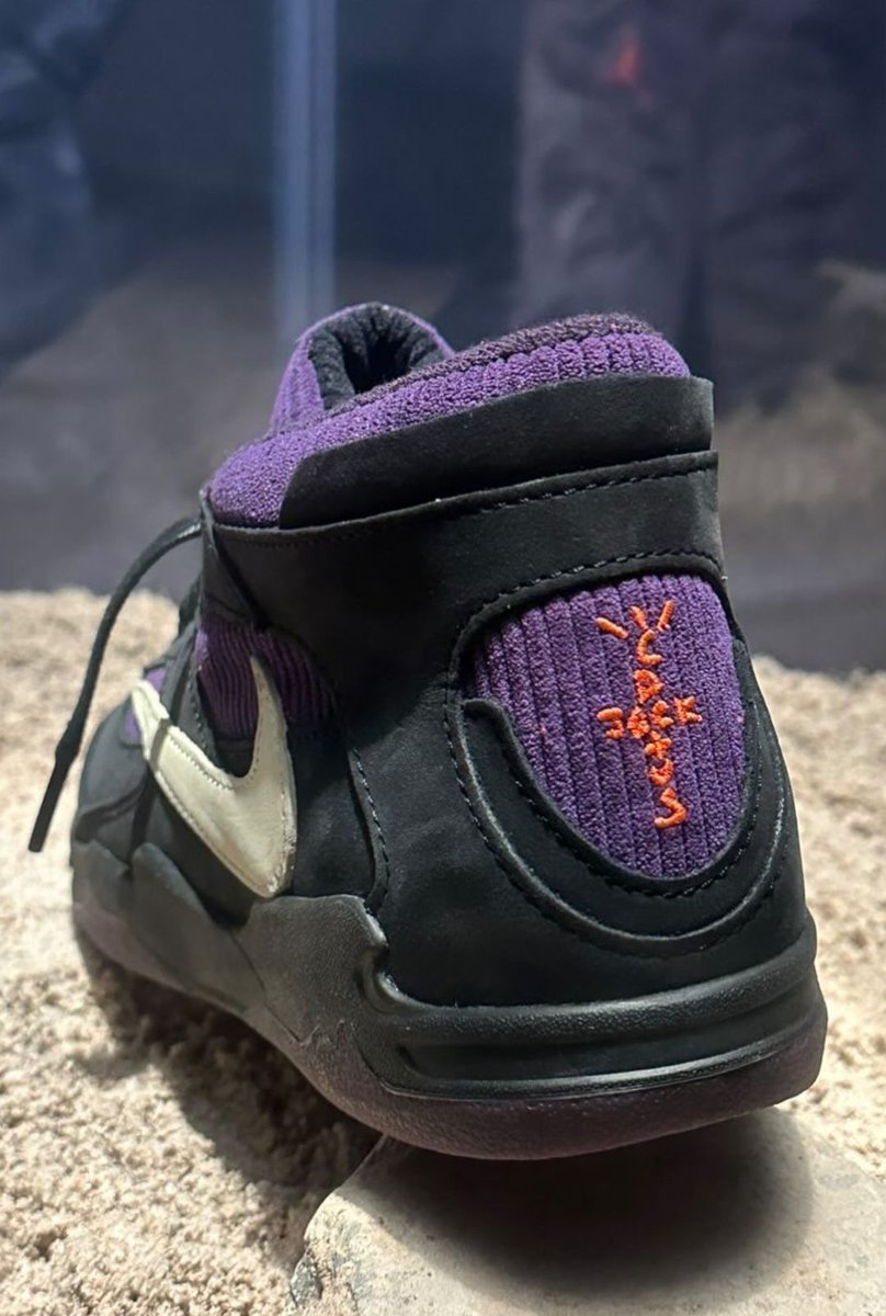 Unreleased colorway of the Jumpman Jacks previewed at ComplexCon 💜