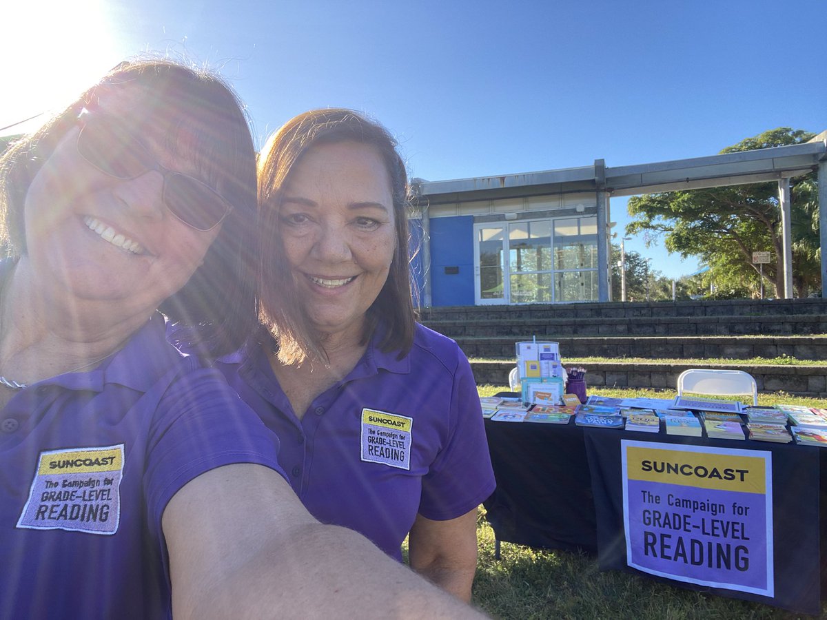 mthorntontpf's tweet photo. What a gorgeous day to come out to learn and explore with the Sarasota Children’s Museum!  @ThePattersonFdn @SuncoastCGLR @LeerPara3ro @SarasotaChildrensMuseum#GLReading #Readyt oRoll#STEAMMachineSRQ https://t.co/givD7JxsVN