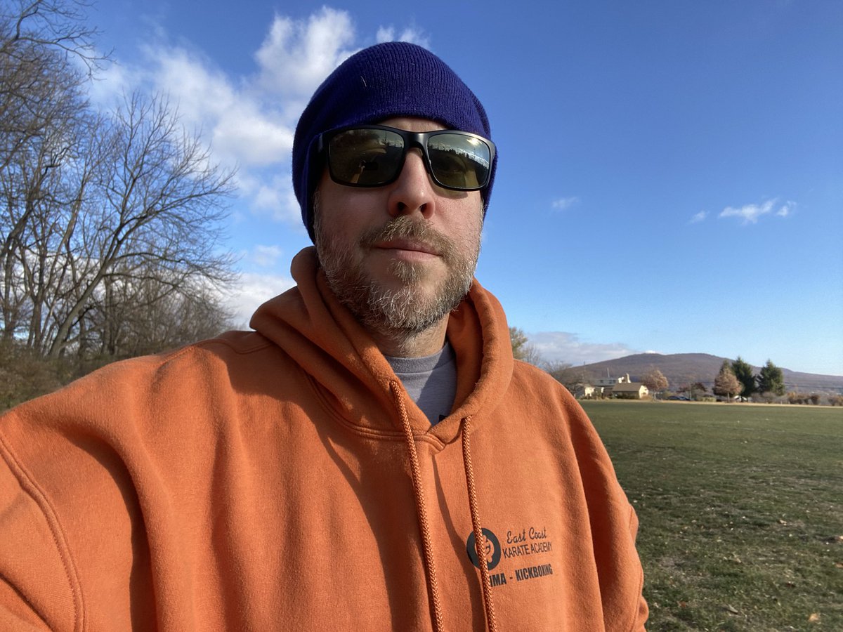 Not gonna lie, I’ll take walking outside over walking on a treadmill any day of the week. I’m def struggling tho getting workouts in with the time change. The dark just absolutely crushes my motivation. How about Yinz?