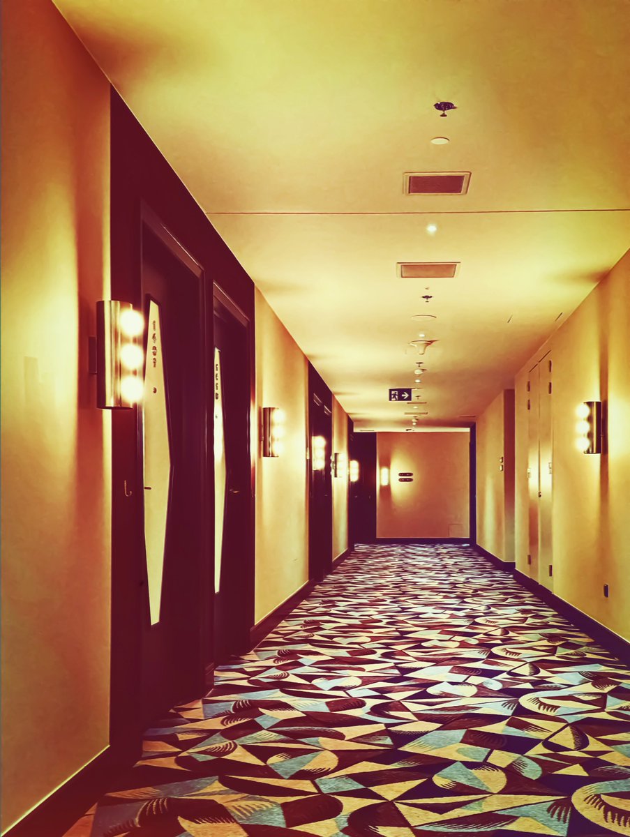 gerrydekker's tweet image. 𝕤𝕖𝕧𝕖𝕟𝕥𝕚𝕖𝕤 // 𝐭𝐡𝐞 𝐡𝐨𝐱𝐭𝐨𝐧

#thehoxton #hoxtonhotel #brussels