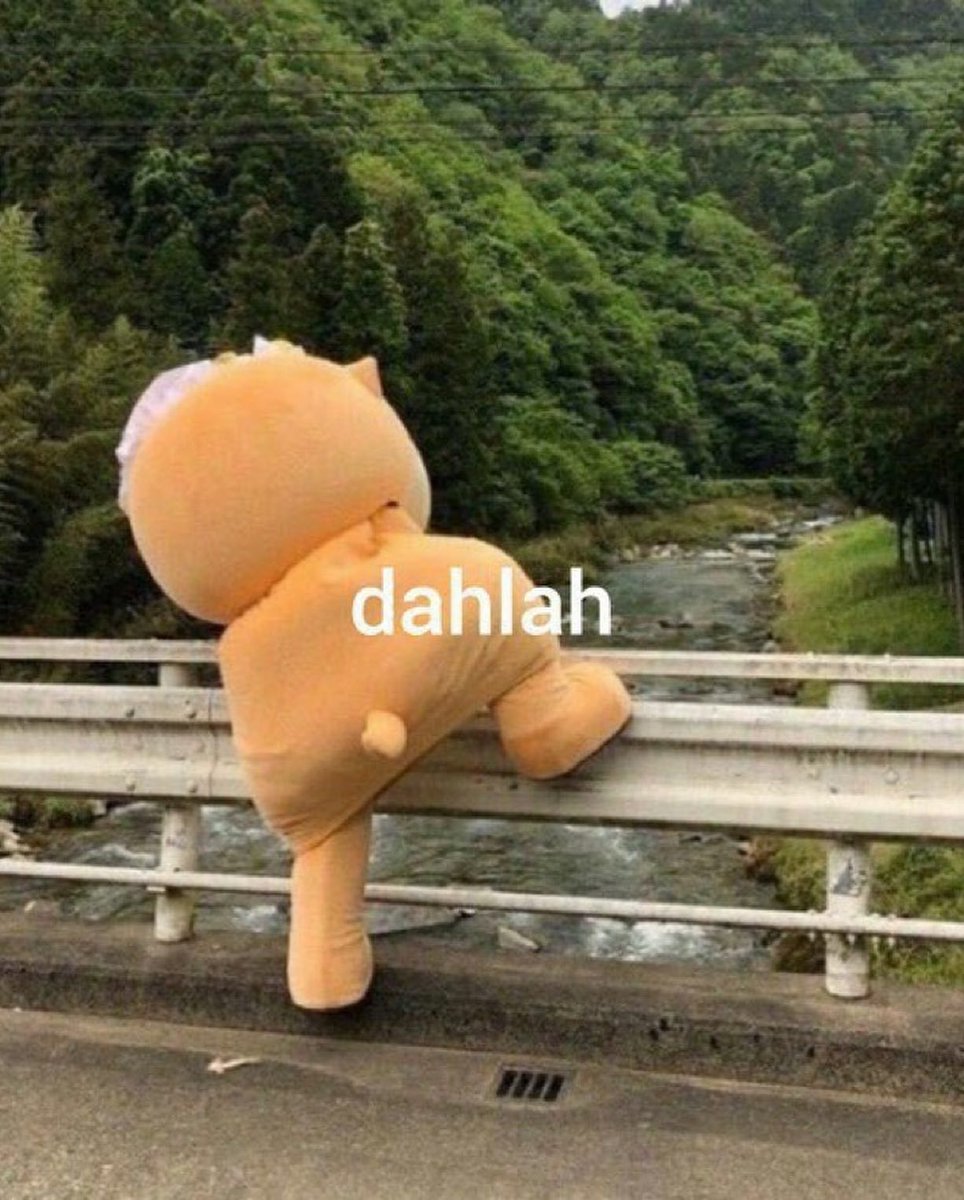 anananahs's tweet image. Ngakak bgt gak boong kue kunaon anjayy 😭😭😭